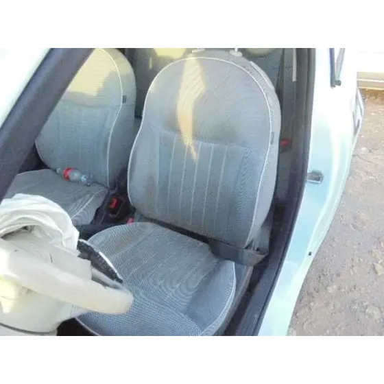FIAT NUOVA 500 (150) '2009 LOUNGE BLANCO AZULADO