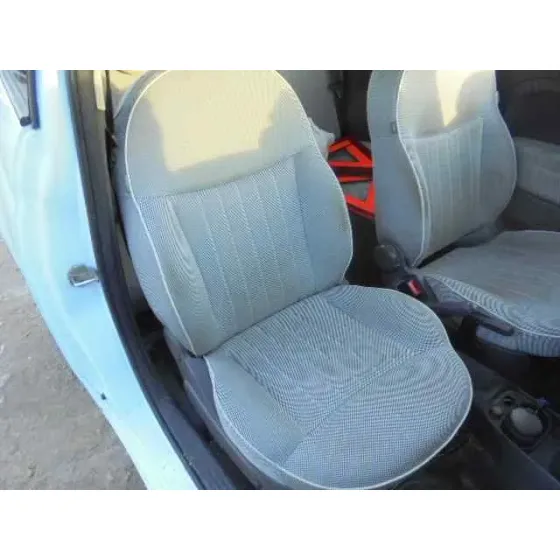 FIAT NUOVA 500 (150) '2009 LOUNGE BLANCO AZULADO
