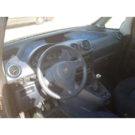 PEUGEOT 1007 '2005 DOLCE MARRON