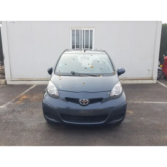 TOYOTA AYGO (KGB/WNB) '2009 BASICO GRIS OSCURO