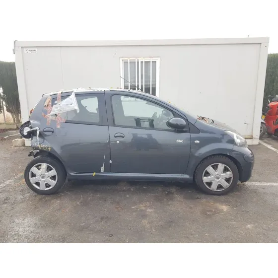 TOYOTA AYGO (KGB/WNB) '2009 BASICO GRIS OSCURO