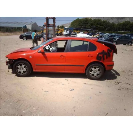 SEAT LEON (1M1) '1999 SIGNO ROJO