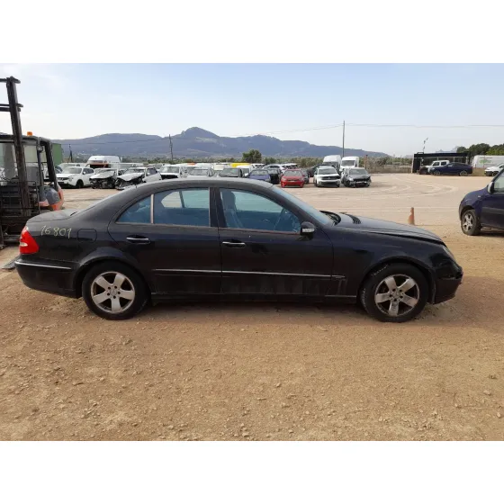 Mercedes-Benz CLASE E (W211) 2002