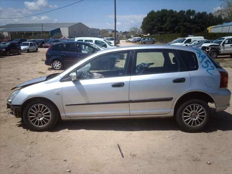 HONDA CIVIC BERLINA 5 (EU7/8) '2003 1.6I LS GRIS