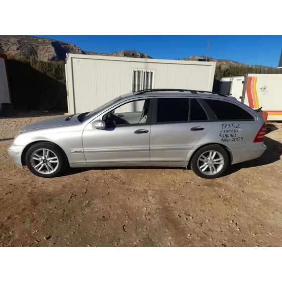 Mercedes-Benz CLASE C T-MODEL (S203) 2001