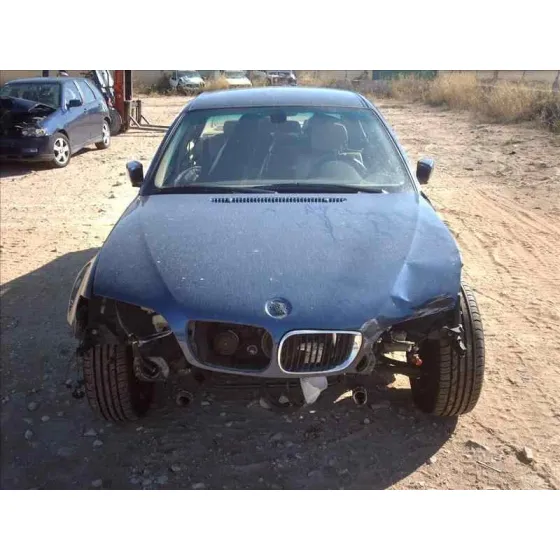 BMW SERIE 3 BERLINA (E46) '2001 320D AZUL