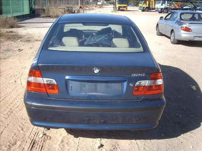 BMW SERIE 3 BERLINA (E46) BMW SERIE 3 BERLINA (E46) '2001 320D AZUL 2001