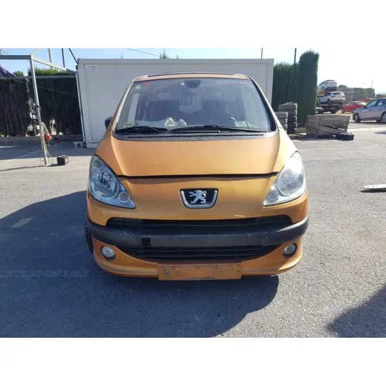 PEUGEOT 1007 '2005 DOLCE DORADO