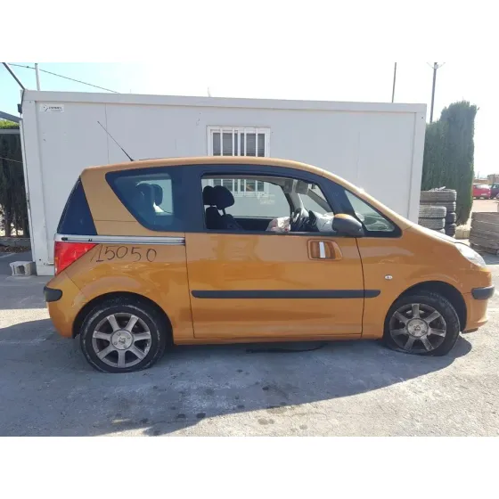 PEUGEOT 1007 '2005 DOLCE DORADO