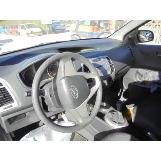 HYUNDAI I20 '2011 CLASSIC NEGRO