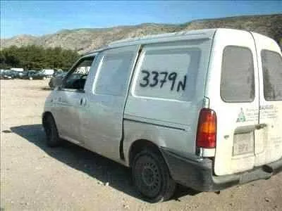 NISSAN VANETTE CARGO (HC23) '1992 2.3 DIESEL BLANCO