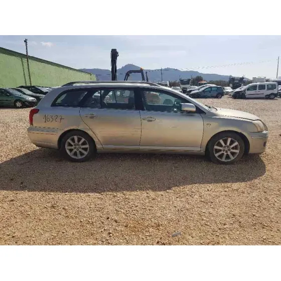TOYOTA AVENSIS WAGON (T25) '2004 2.0 D4-D SOL BEIG