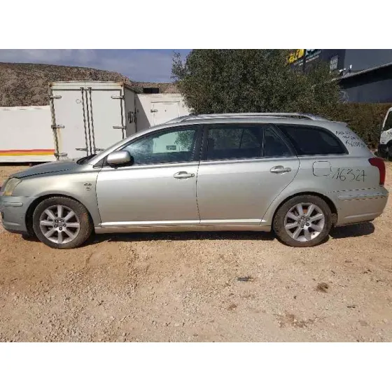 TOYOTA AVENSIS WAGON (T25) '2004 2.0 D4-D SOL BEIG