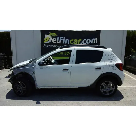 DACIA SANDERO '2019 STEPWAY BLANCO