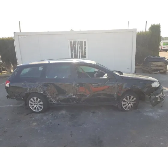 VOLKSWAGEN PASSAT VARIANT (3C5) '2008 ADVANCE NEGRO