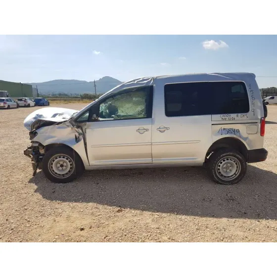 VOLKSWAGEN CADDY OCIO '2016 TRENDLINE BMT GRIS