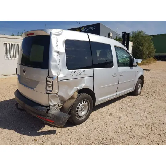 VOLKSWAGEN CADDY OCIO '2016 TRENDLINE BMT GRIS