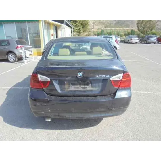 BMW SERIE 3 BERLINA (E90) '2006 320D NEGRO