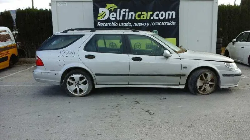 SAAB 9-5 FAMILIAR '2002 3.0 TID VECTOR GRIS PLATA