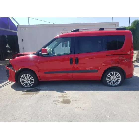 FIAT DOBLO '2014 POP ROJO