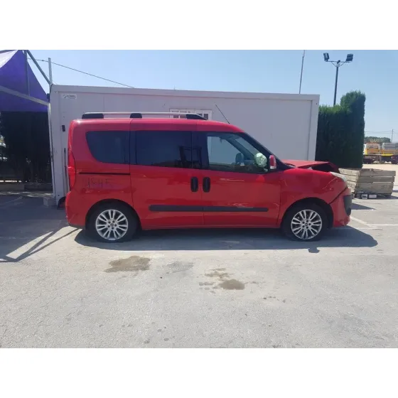 FIAT DOBLO '2014 POP ROJO