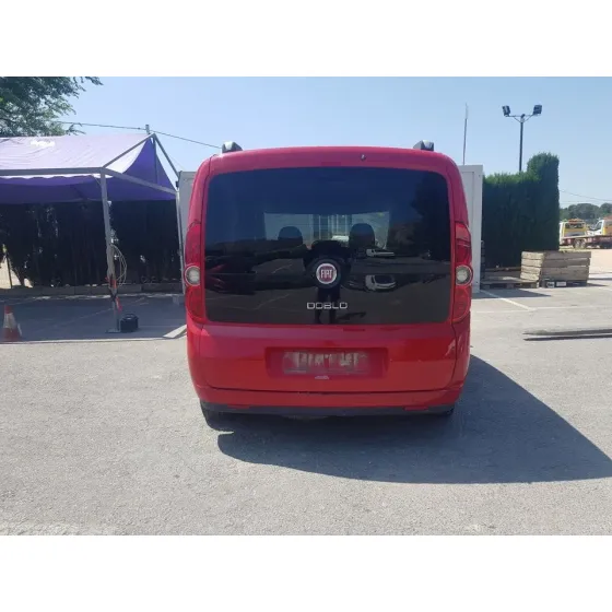 FIAT DOBLO '2014 POP ROJO