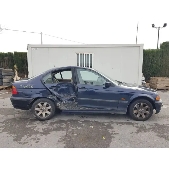 BMW SERIE 3 BERLINA (E46) '2000 320D AZUL