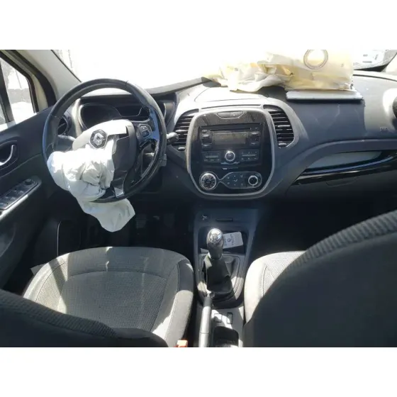 RENAULT CAPTUR '2016 LIFE BLANCO