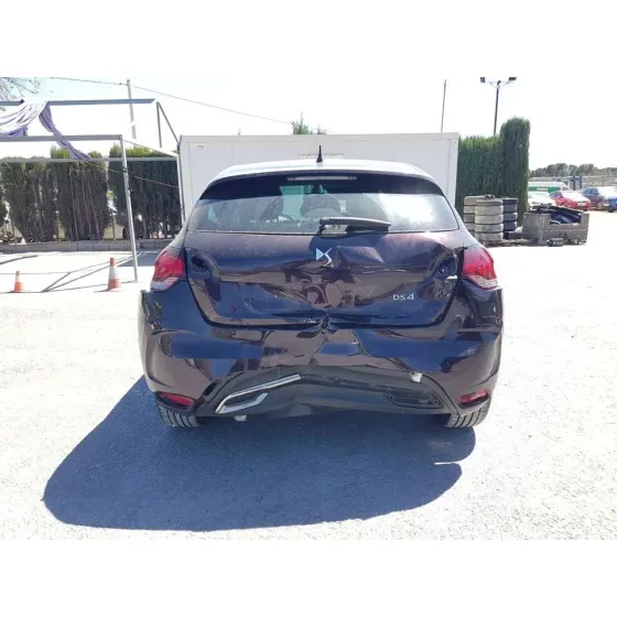 CITROEN DS4 '2015 DESIGN MORADO