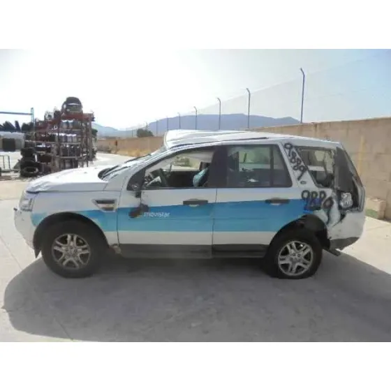 LAND ROVER FREELANDER (LR2) '2011 TD4 E BLANCO-AZUL
