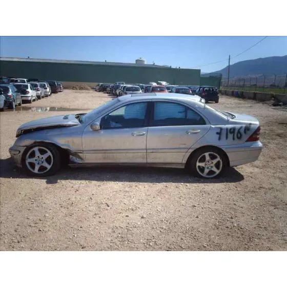 MERCEDES CLASE C (W203) BERLINA '2000 2.2 CDI CAT GRIS