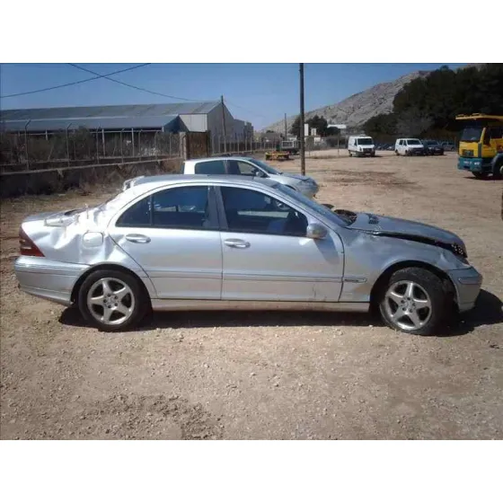 MERCEDES CLASE C (W203) BERLINA '2000 2.2 CDI CAT GRIS