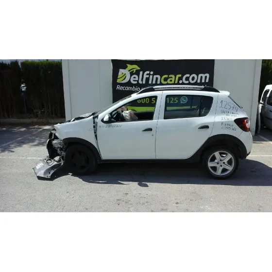 DACIA SANDERO '2015 STEPWAY BLANCO