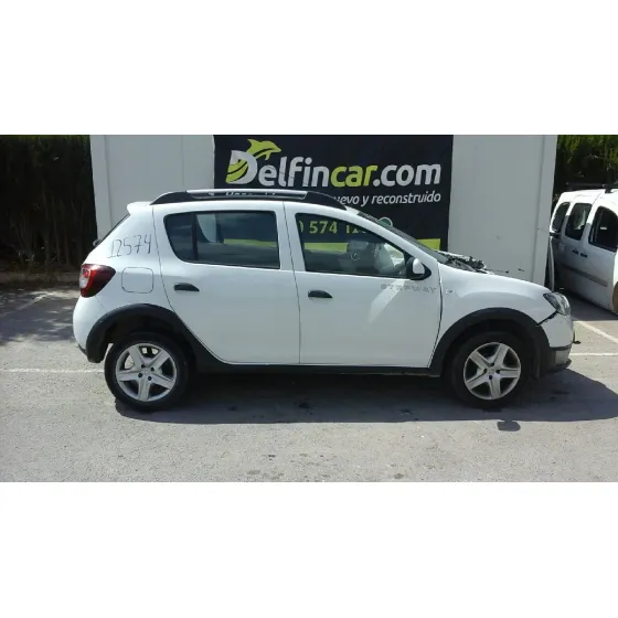 DACIA SANDERO '2015 STEPWAY BLANCO