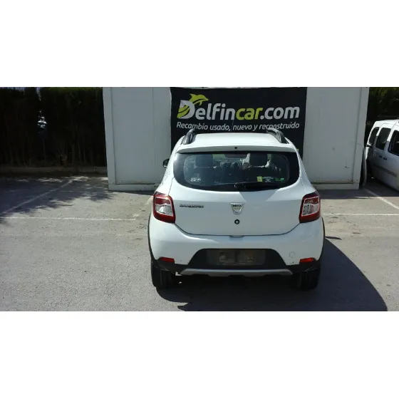 DACIA SANDERO '2015 STEPWAY BLANCO