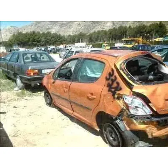 PEUGEOT 207 '2006 CONFORT DORADO