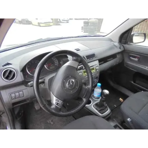 MAZDA 2 BERLINA (DY) '2004 1.6 SPORTIVE (74KW) GRIS OSCURO