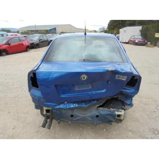 SKODA OCTAVIA BERLINA (1Z3) '2006 RS AZUL