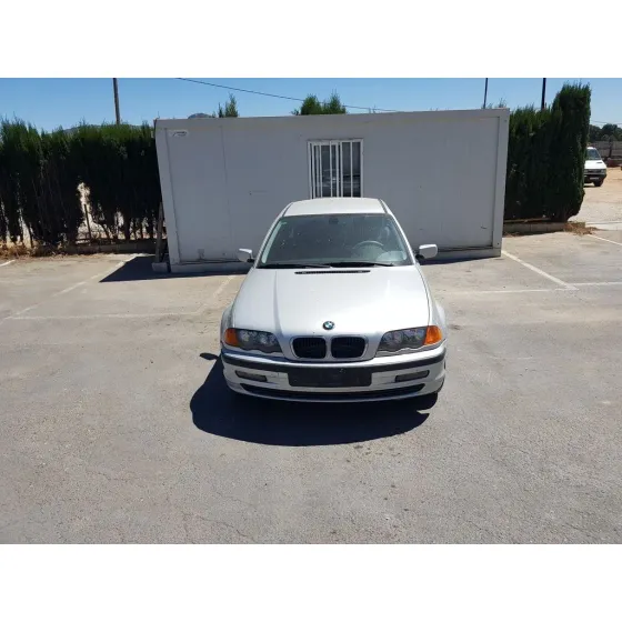 BMW SERIE 3 BERLINA (E46) '2001 318I GRIS