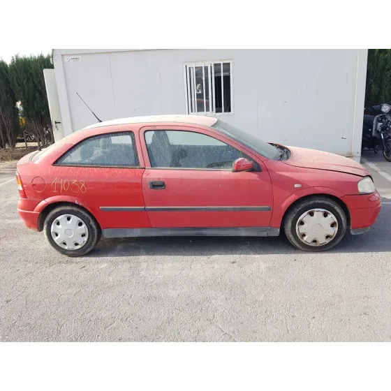 OPEL ASTRA G BERLINA '2002 COMFORT ROJO