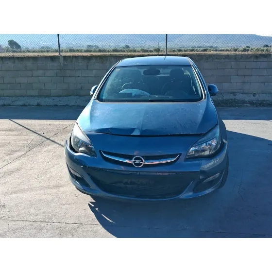 Opel ASTRA J (P10) 2014