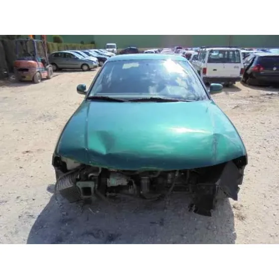AUDI A3 (8L) '2001 1.8 T AMBIENTE VERDE