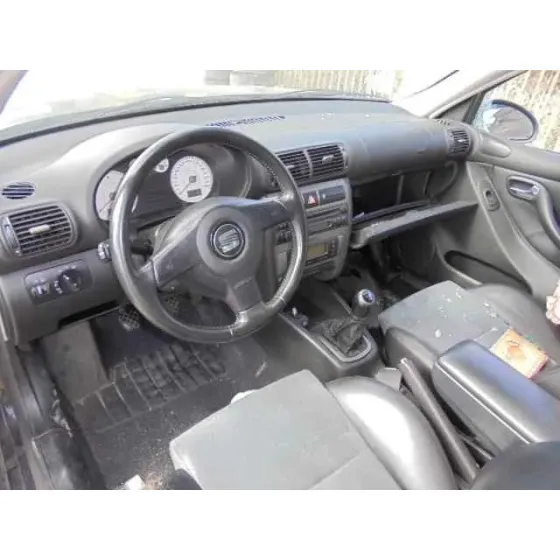 SEAT LEON (1M1) '2005 SPORT NEGRO