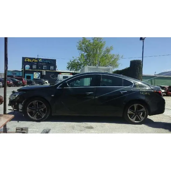 OPEL INSIGNIA BERLINA '2015 EXCELLENCE NEGRO