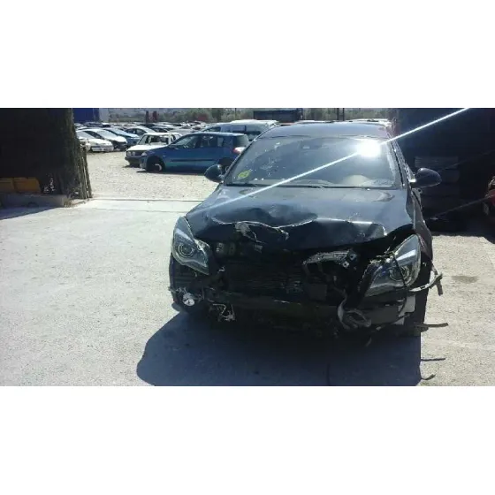 OPEL INSIGNIA BERLINA '2015 EXCELLENCE NEGRO