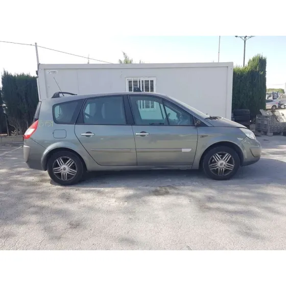 RENAULT SCENIC II '2005 AUTHENTIQUE VERDE