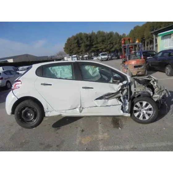 PEUGEOT 208 '2014 ACTIVE BLANCO