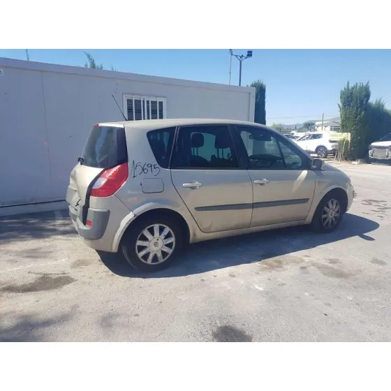 RENAULT SCENIC II '2008 AUTHENTIQUE DORADO