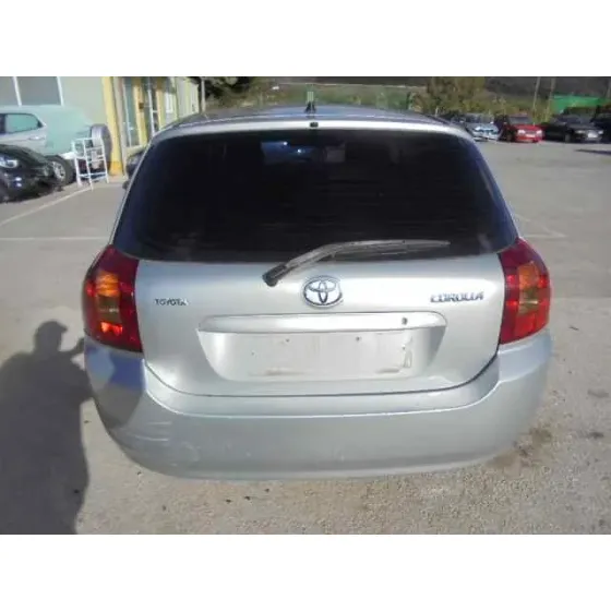 TOYOTA COROLLA (E12) '2004 1.6 TERRA BERLINA GRIS