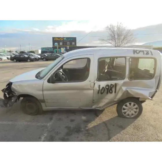 PEUGEOT PARTNER (S1) '2004 FAMILIAR GRIS
